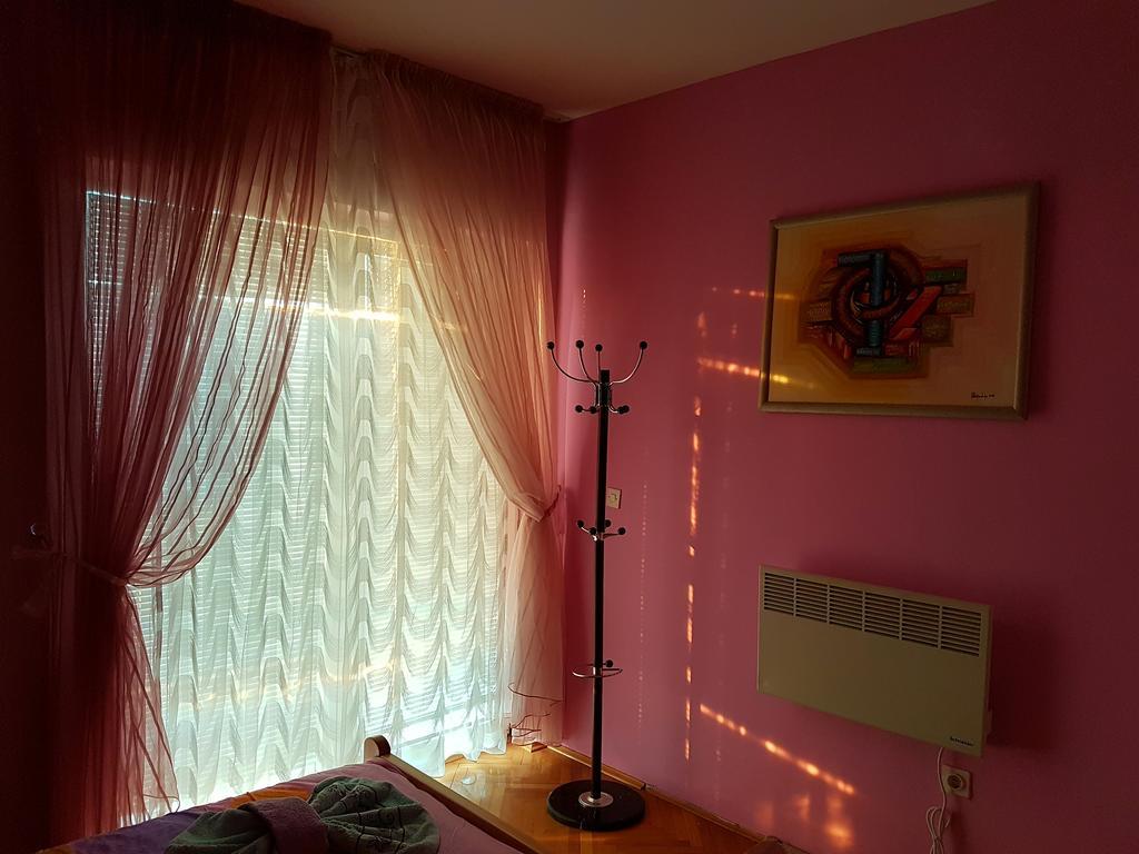 Apartment Cace Κουμάνοβο Εξωτερικό φωτογραφία